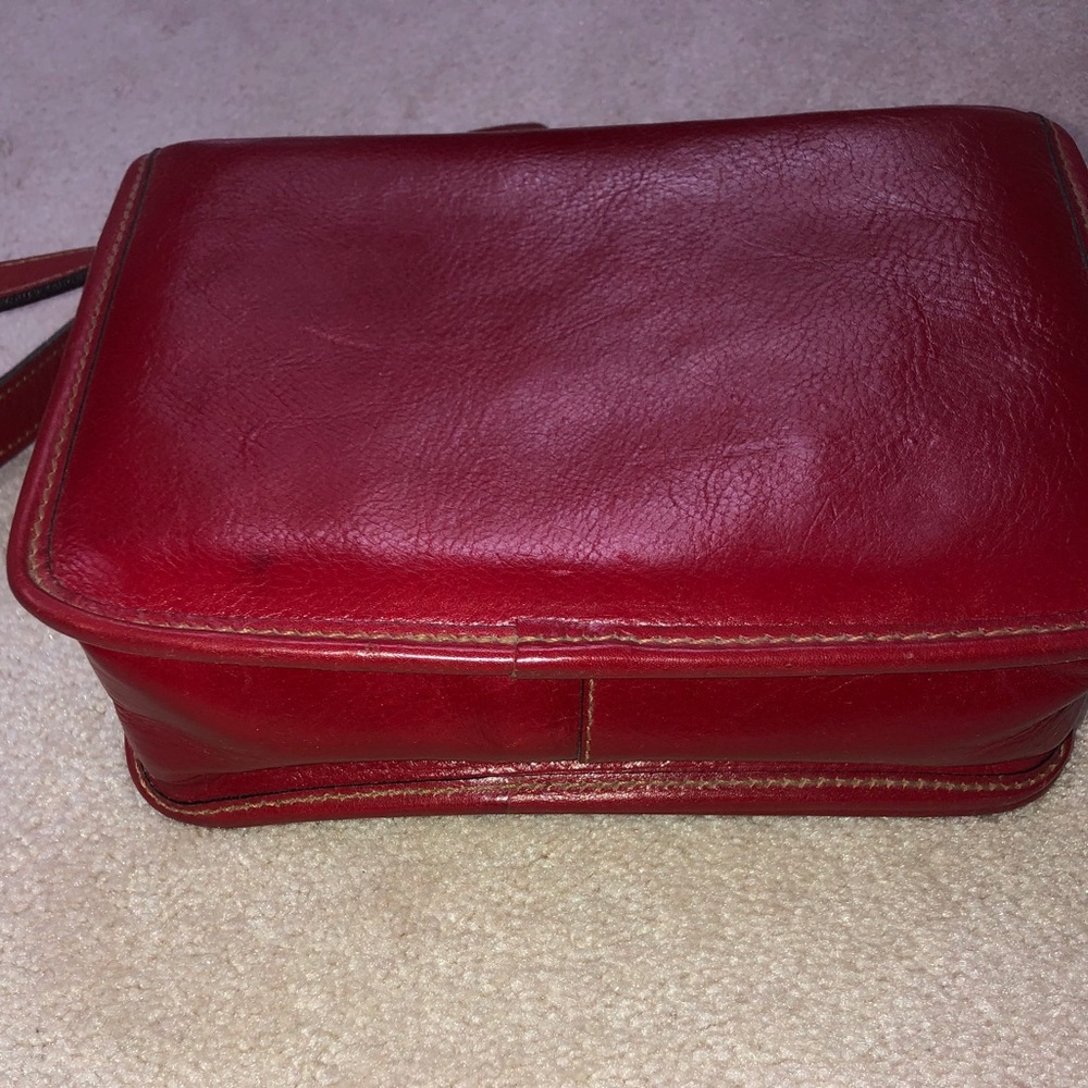 One of a kind, hand made, red leather hand bag. - Picture 5 of 10
